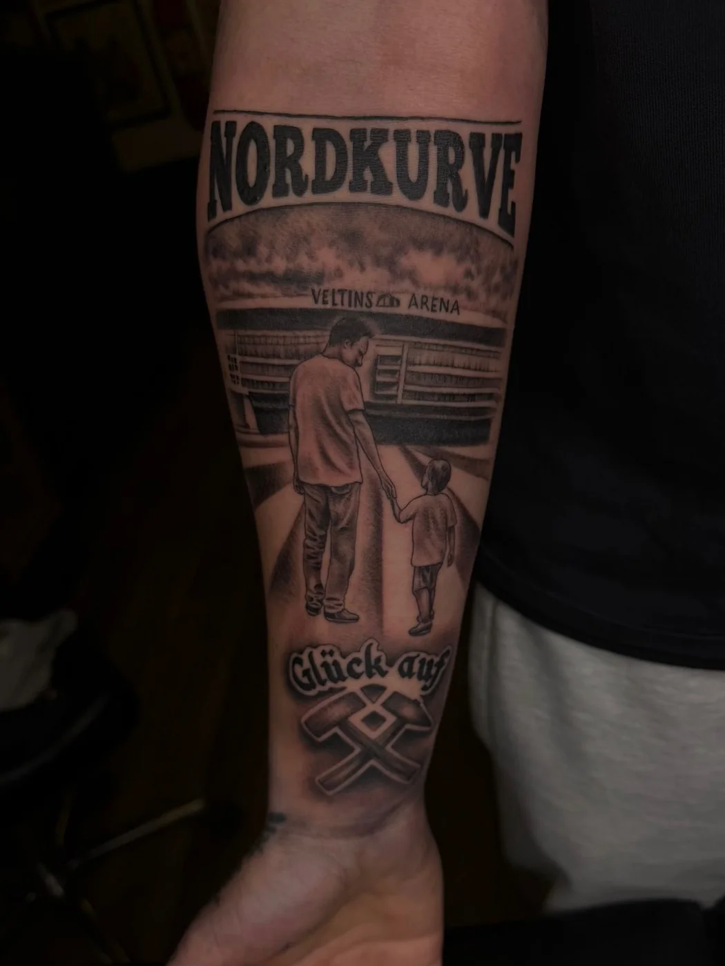 Nordkurve-Motiv, Schalke, Black and Grey von Moritz
